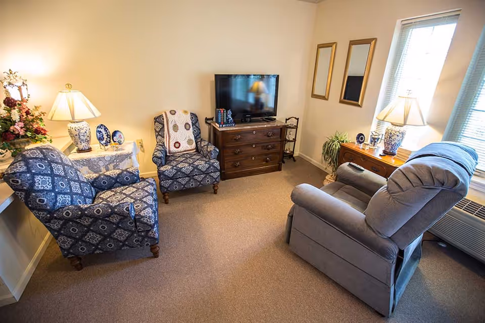Photo 5 of Crown Pointe