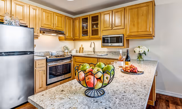 Photo 5 of Miramont Pointe