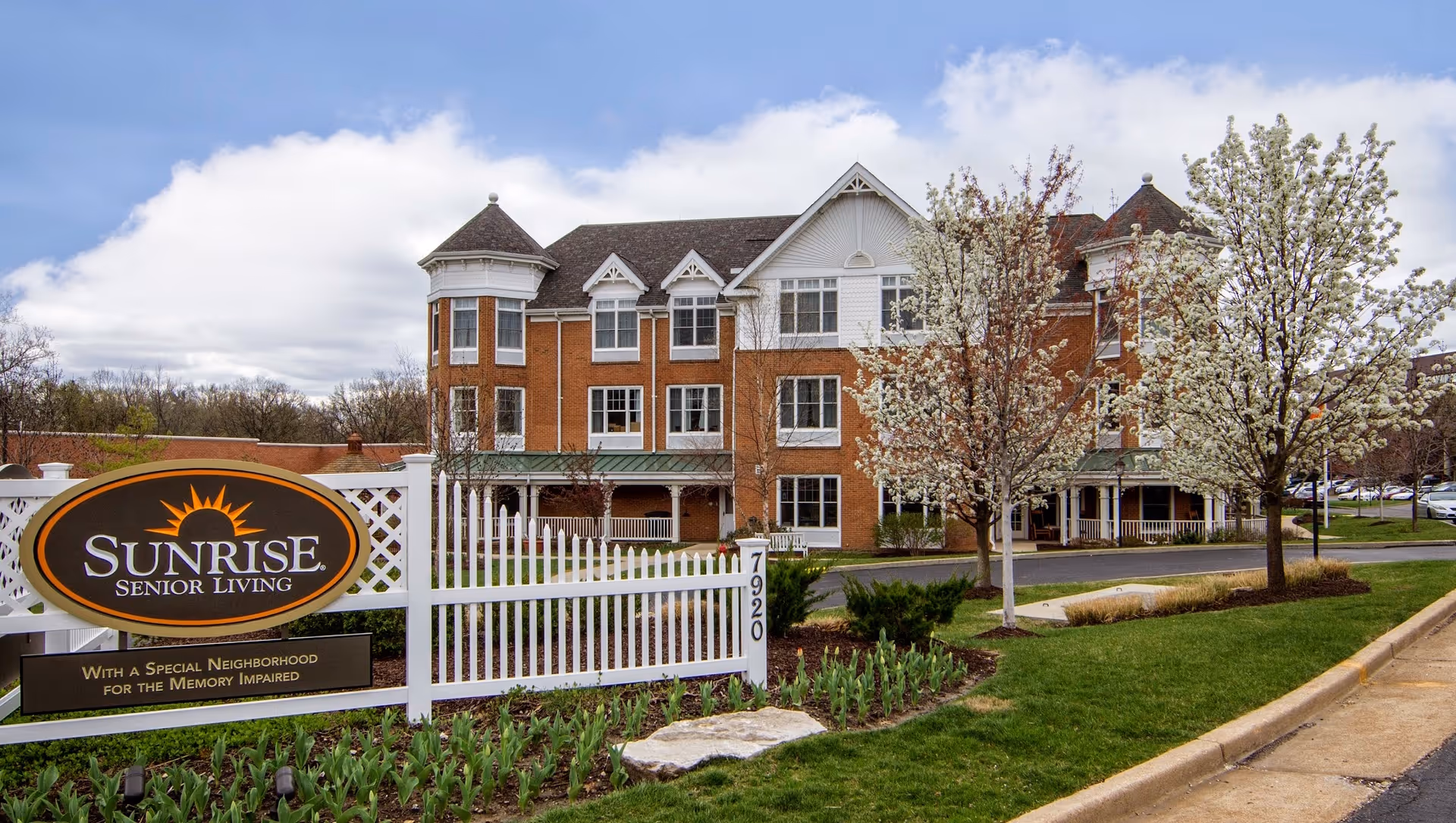 Photo of Fairmont Senior Living on Clayton