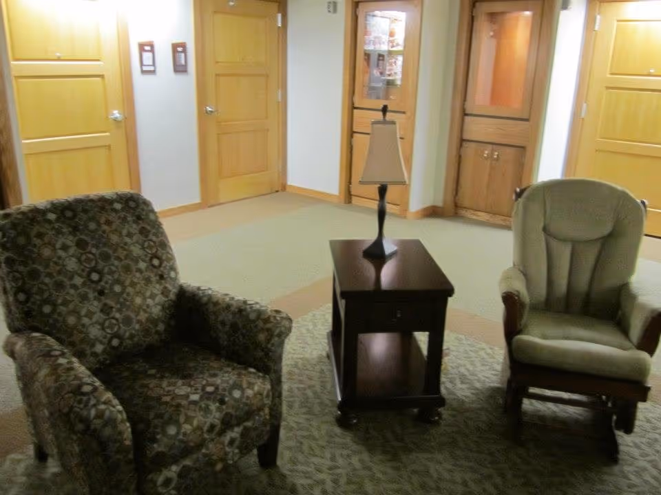 Photo 3 of Hansen House