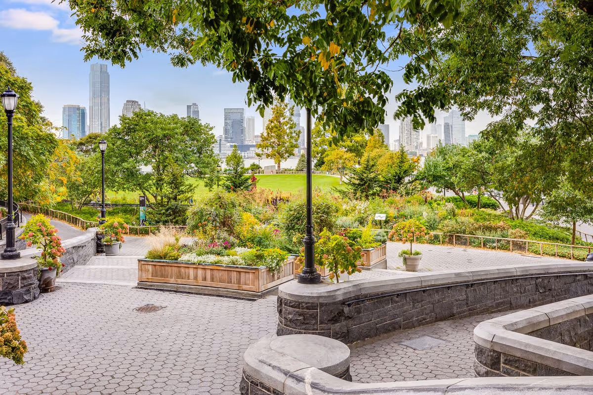Photo of Battery Park by Sunrise