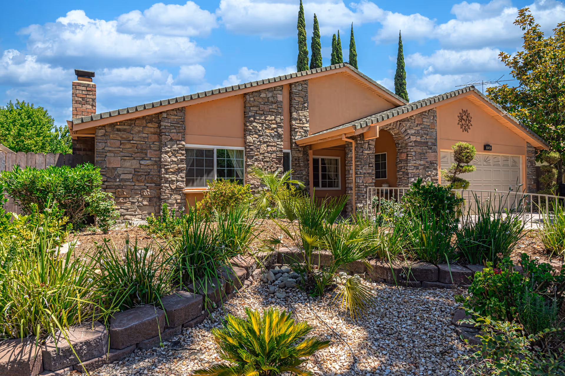 Photo 2 of Robert Creek Villa