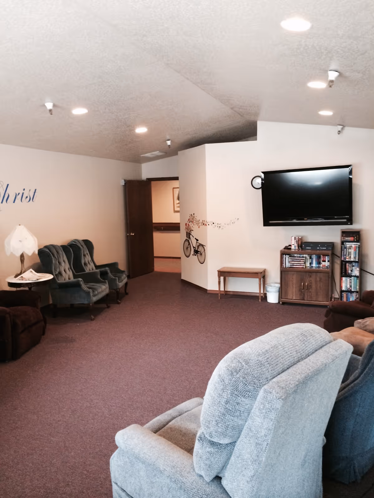 Photo 8 of Royal Villa Care Center