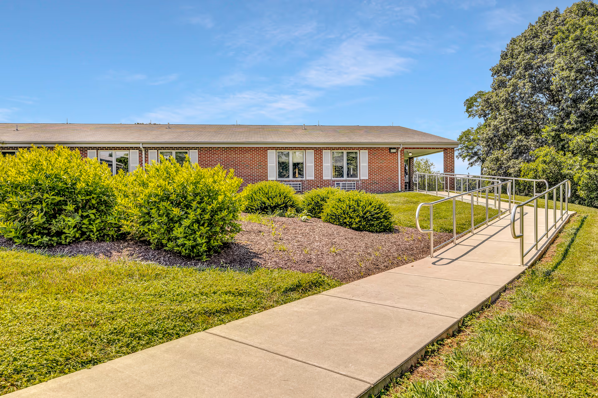 Photo of Autumn Lake Healthcare at Calvert Manor