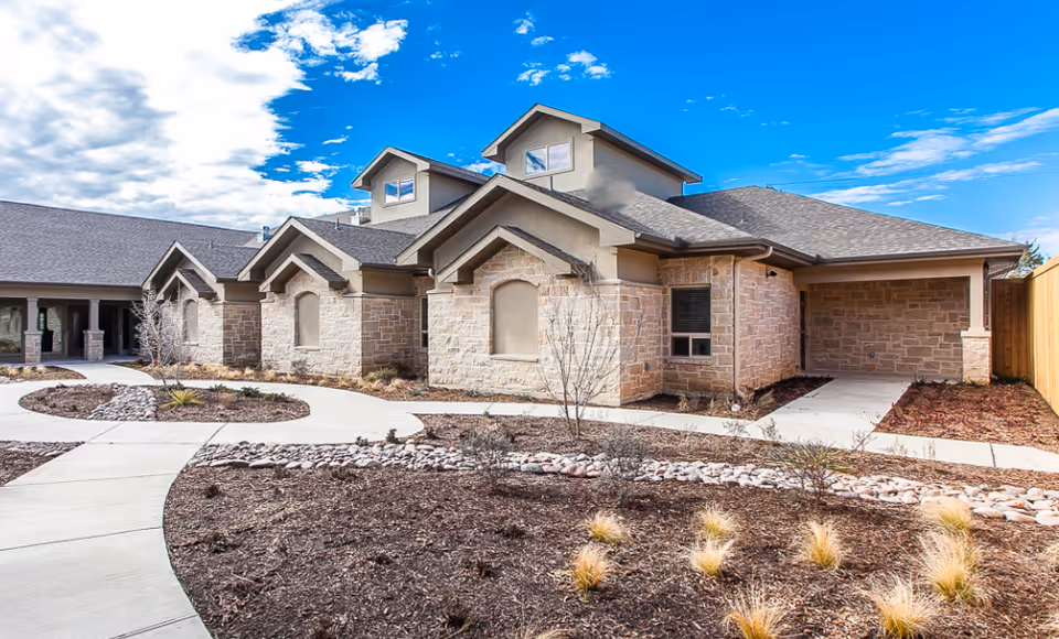 Photo of Colonial Oaks Senior Living at Campbell Park