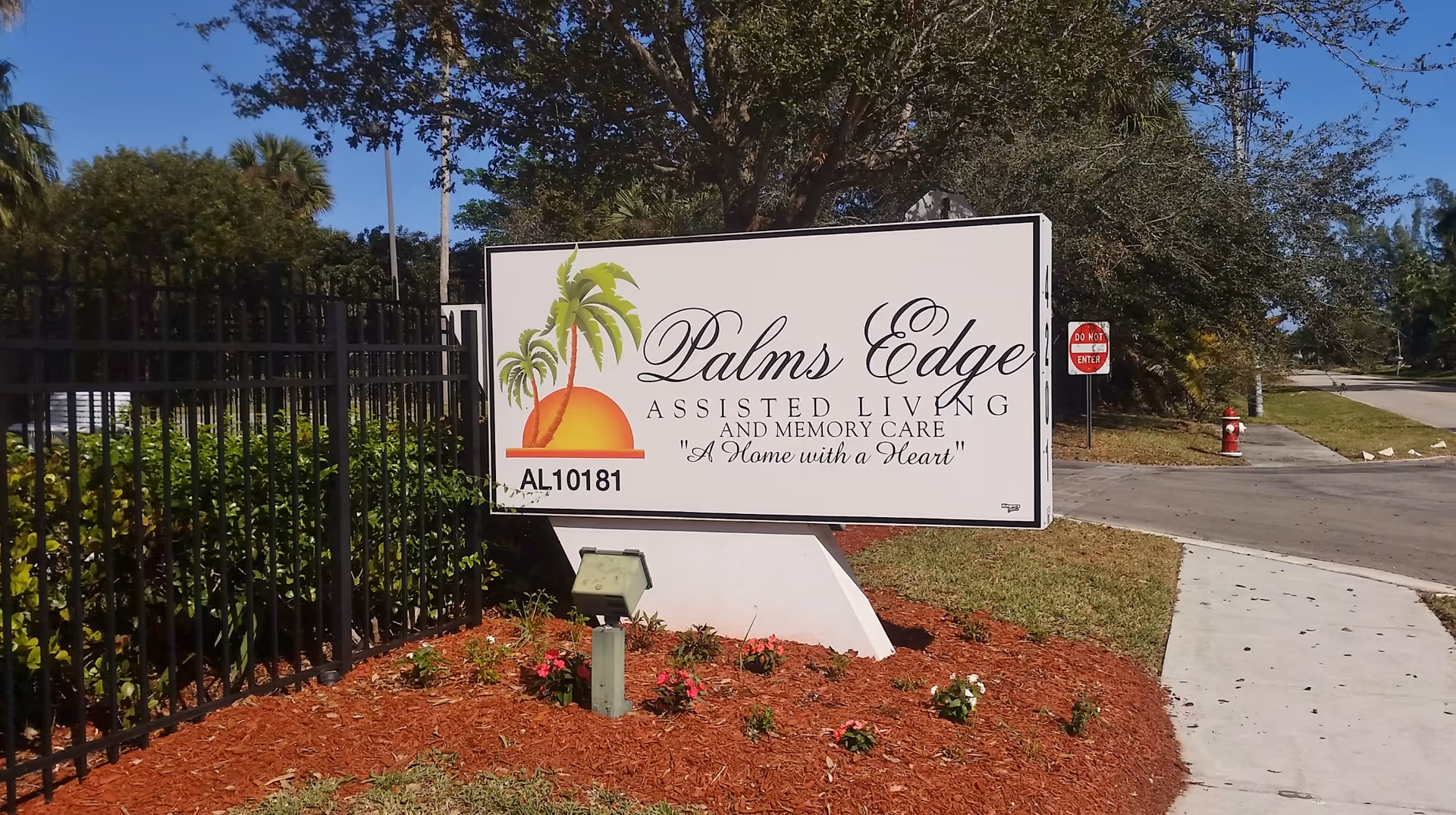 Photo 2 of Palms Edge Assisted Living & Memory Care