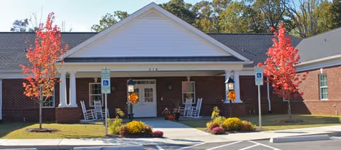 Photo of Village Lake Inn of Siler City