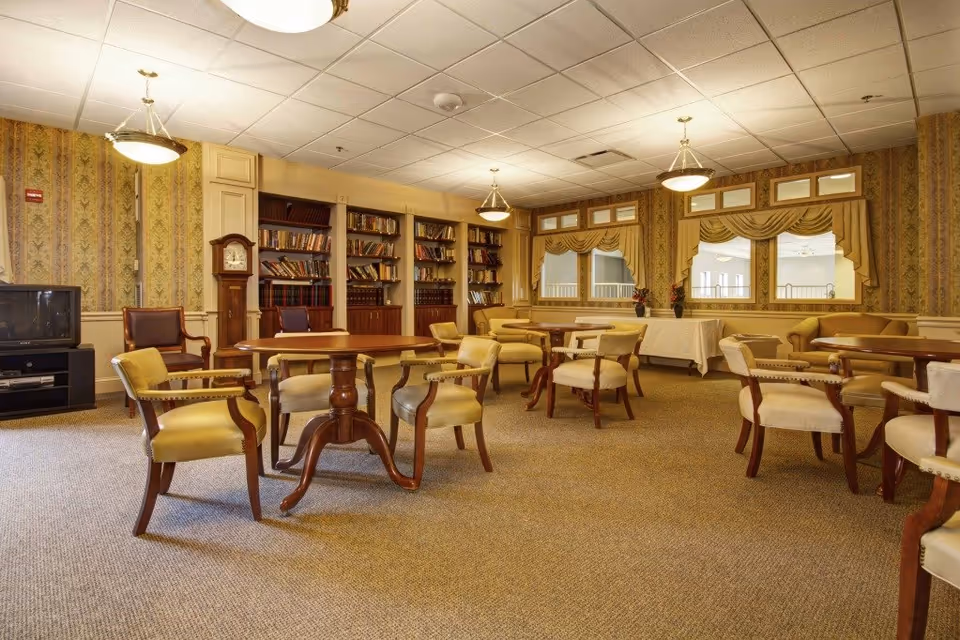 Photo 2 of Stratford Commons Assisted Living
