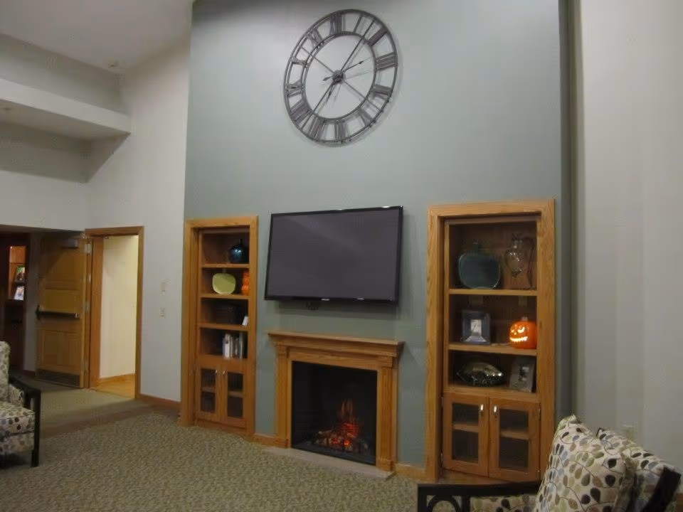 Photo 7 of Hansen House