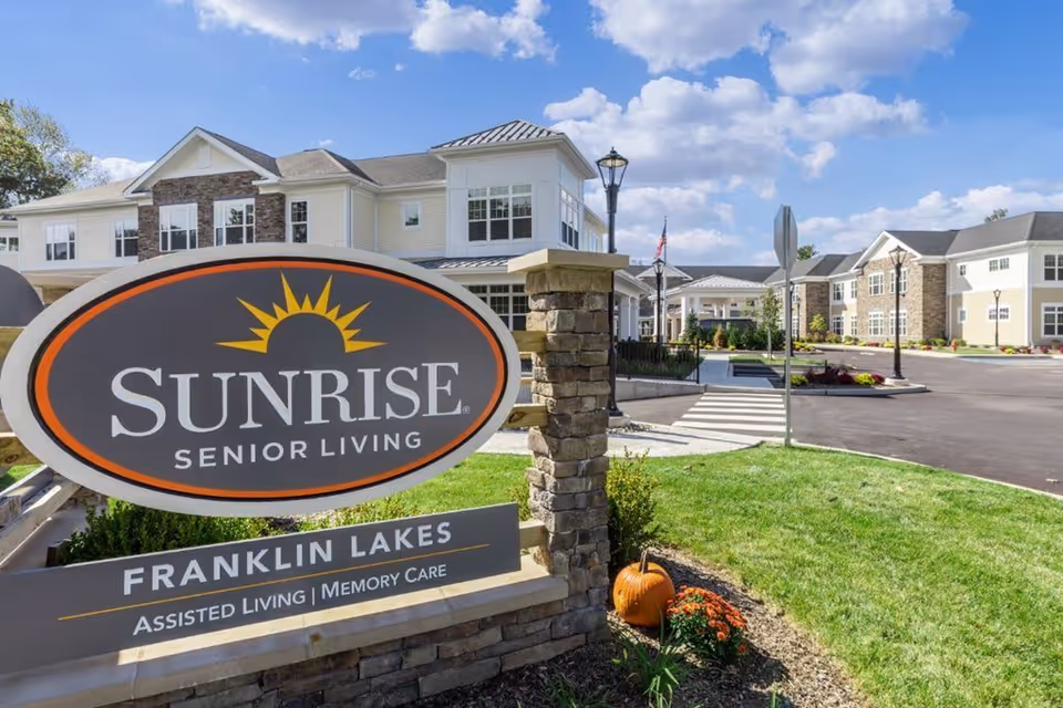 Photo 3 of Sunrise of Franklin Lakes