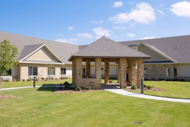 Photo 8 of Legend Oaks Healthcare and Rehabilitation - Waxahachie