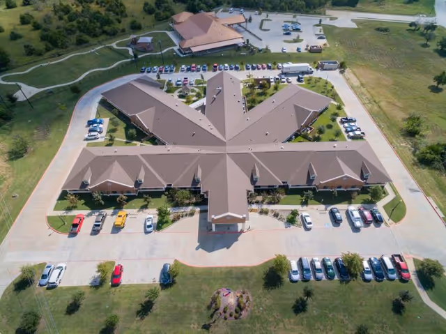 Photo 9 of Legend Oaks Healthcare and Rehabilitation - Ennis