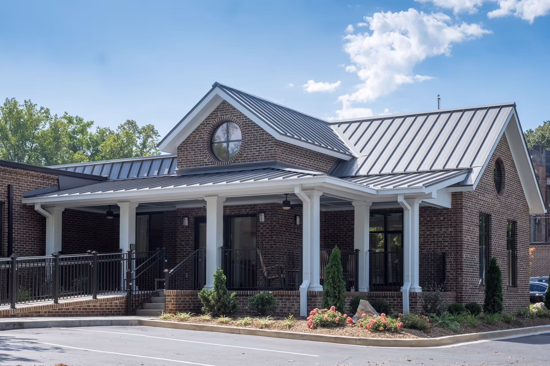 Photo of White Oak Manor Tryon