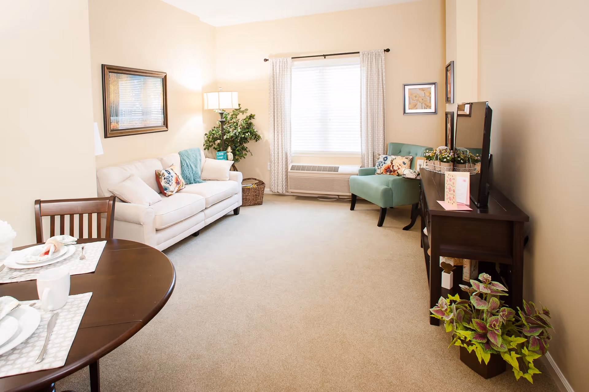 Photo 22 of Commonwealth Senior Living At Stratford House