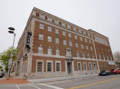 Photo of Senior Suites of Joliet