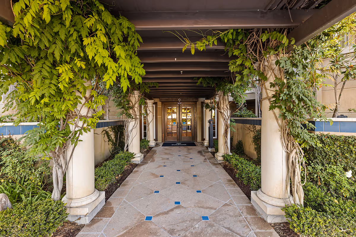 Photo 2 of Ivy Park at Palos Verdes