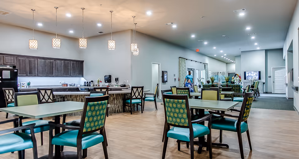 Photo 5 of Colonial Oaks Senior Living at Campbell Park