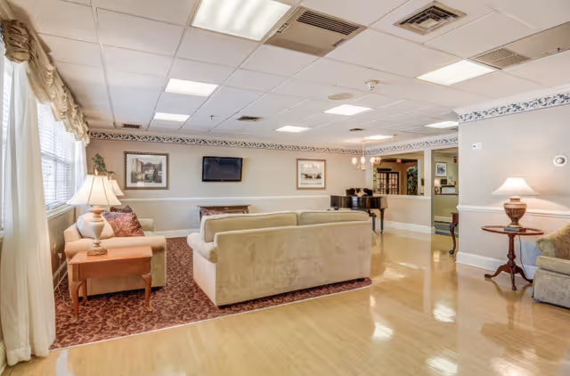 Photo 7 of Lakeside Senior Living