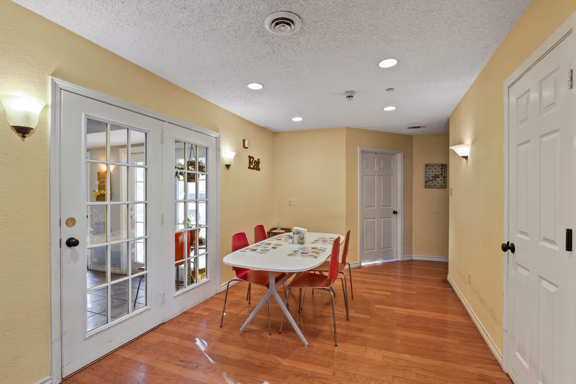 Photo 9 of 4 Seasons Senior Living
