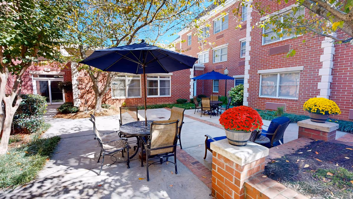 Photo 4 of Dunwoody Place
