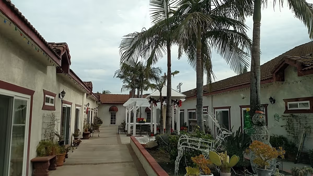 Photo of Cardinal Yu Pin Manor