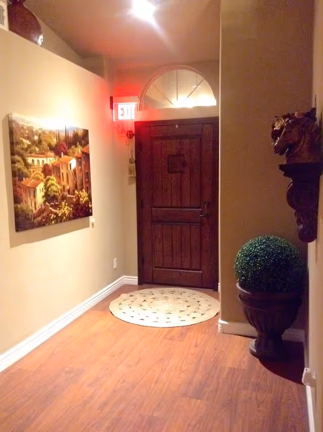 Photo 3 of Nicaj Manor