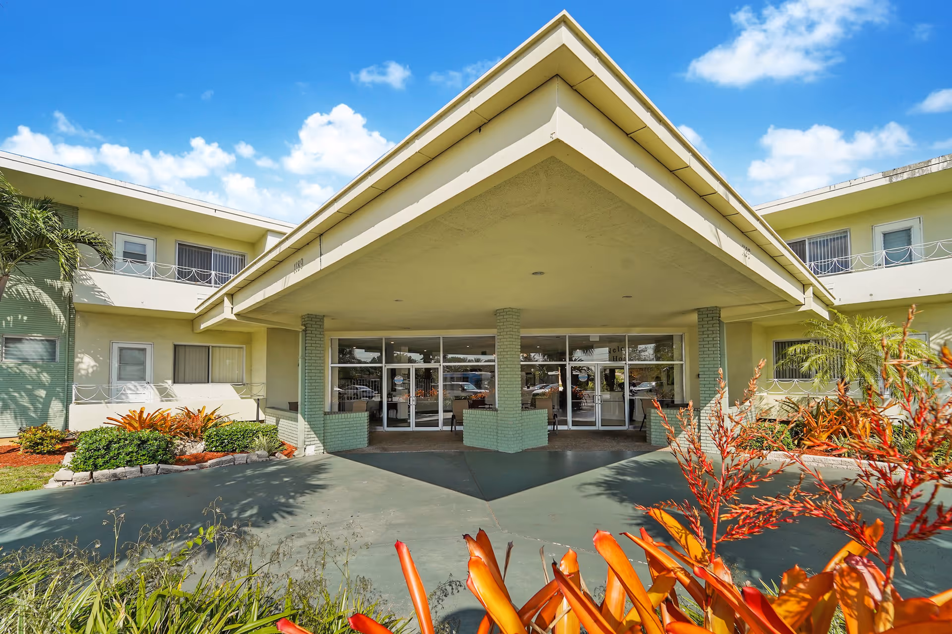 Photo 2 of Oasis at Margate Assisted Living Residence