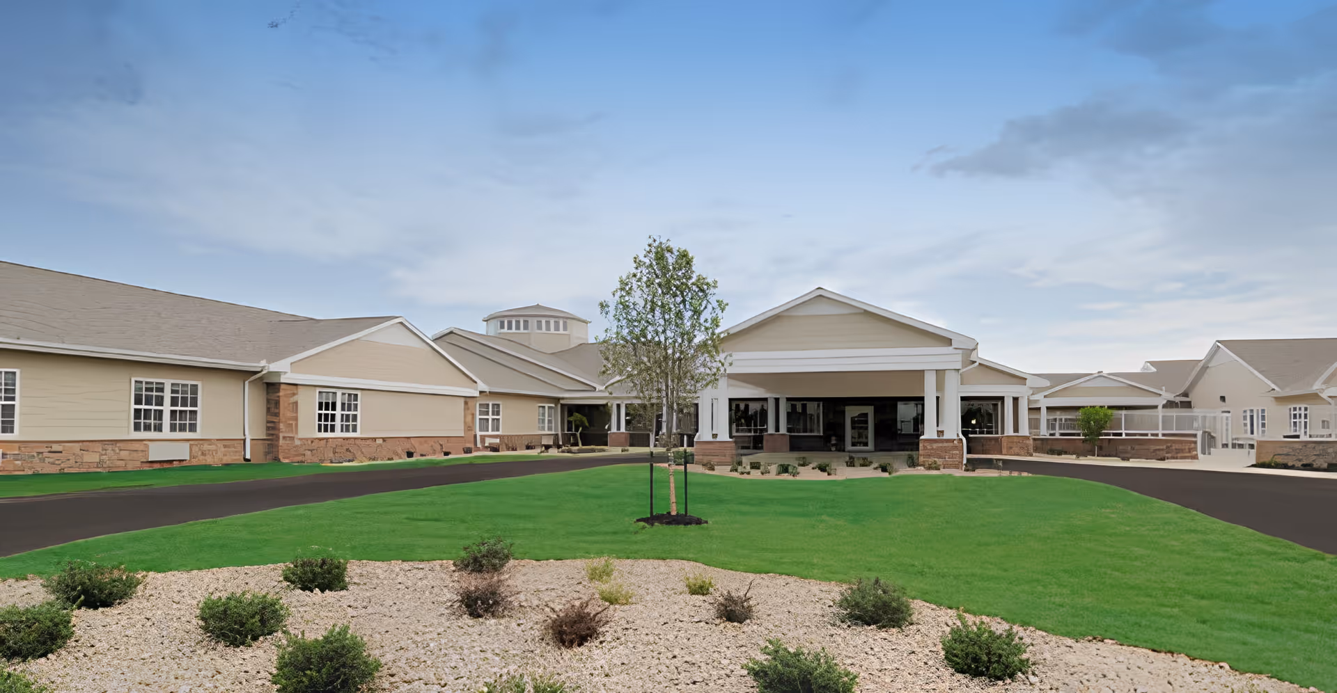 Photo 2 of The Oaks Rehabilitation & Healthcare Center LLC