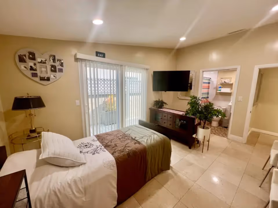 Photo 3 of Oceanview Estate