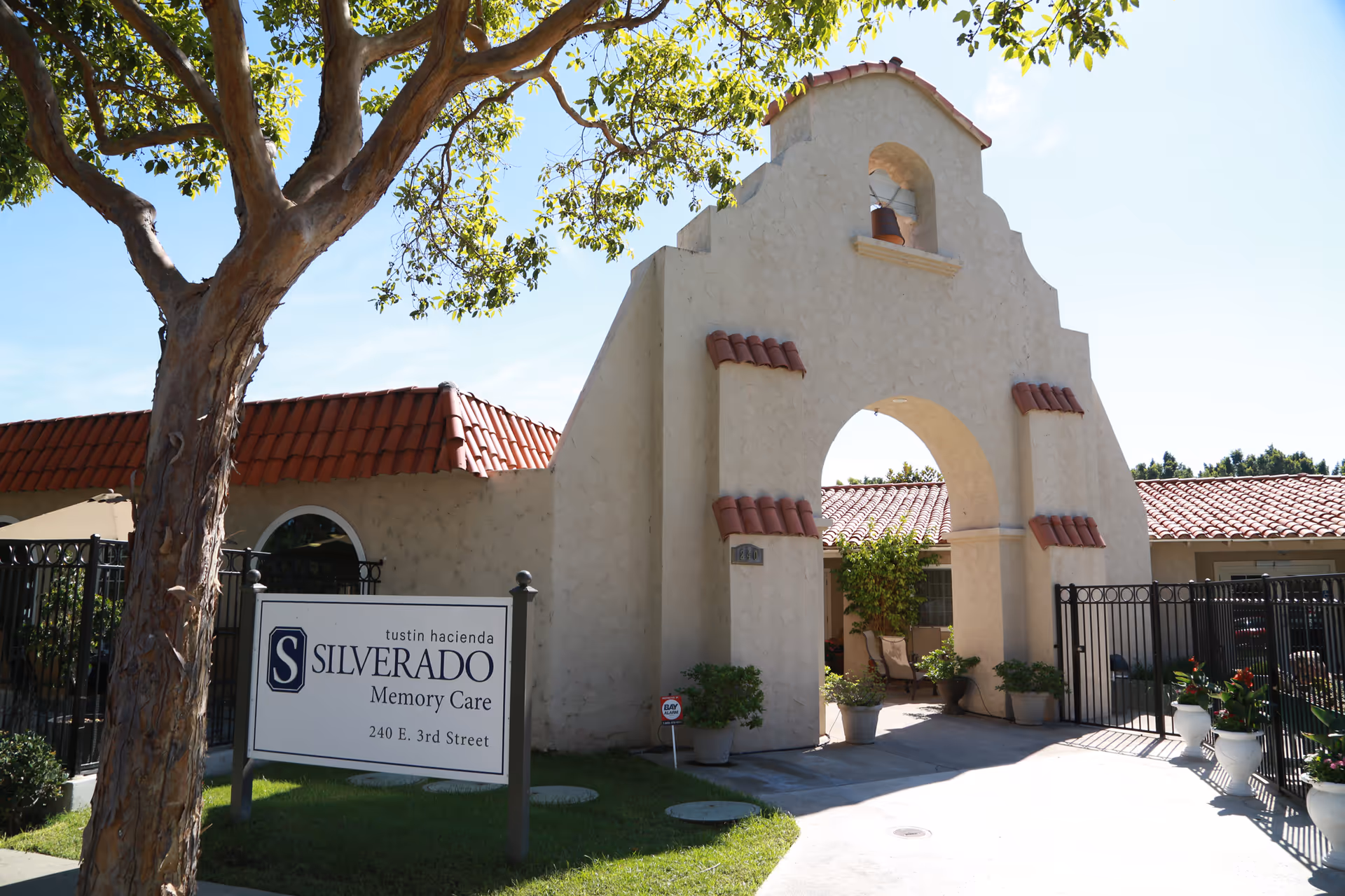 Photo of Silverado Tustin Hacienda Memory Care Community