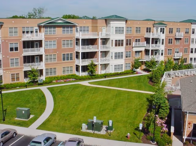 Photo of The Pointe At Livingston