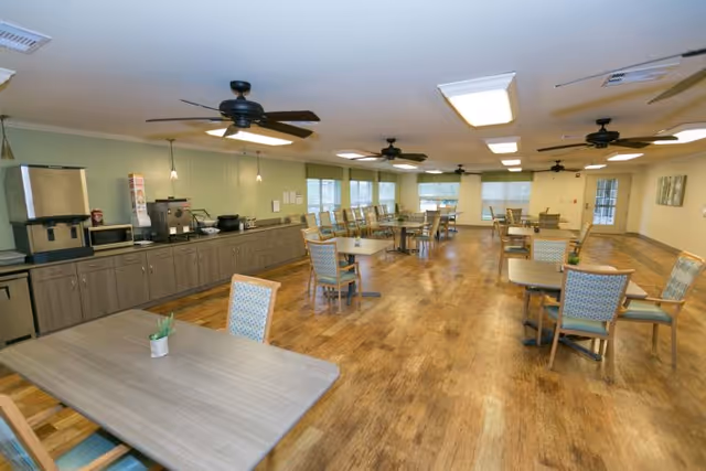 Photo 11 of Legend Oaks Healthcare And Rehabilitation - New Braunfels