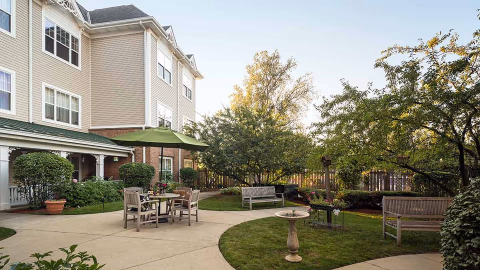 Photo 5 of Atria Park of Glen Ellyn