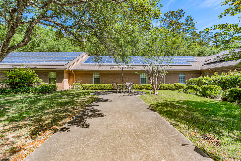 Photo 3 of Woodmont Senior Living