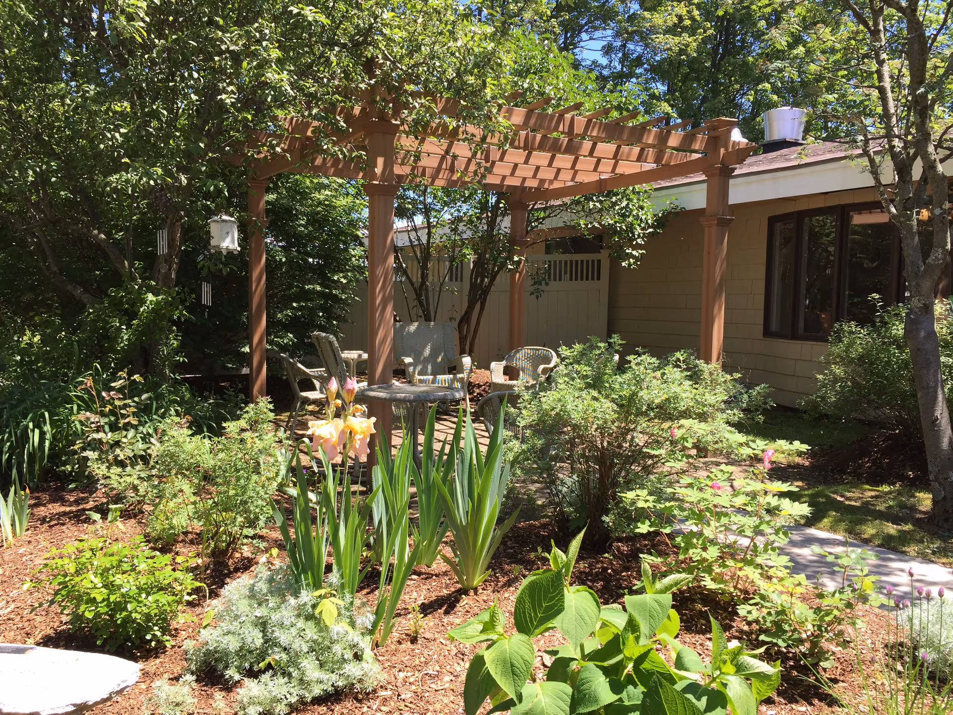 Photo 5 of Gazebo Apartments
