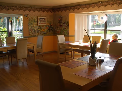 Photo 3 of Eustis Senior Care