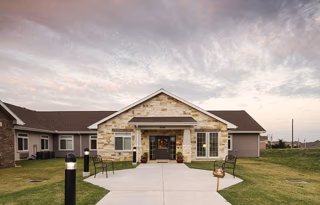 Photo of Oxford Glen Memory Care at Carrollton