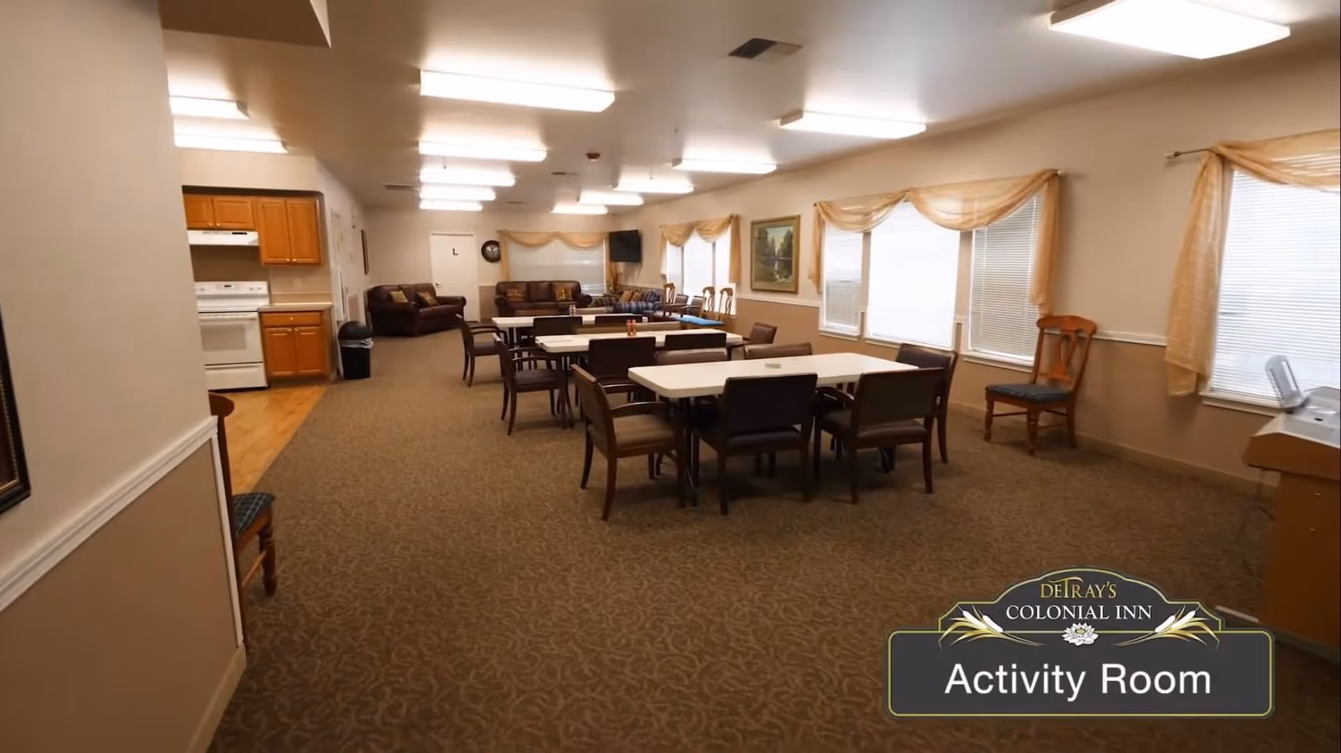 Photo 2 of DeTray's Colonial Inn Retirement Apartments
