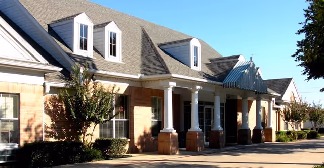 Photo of The Estates at Grand Prairie