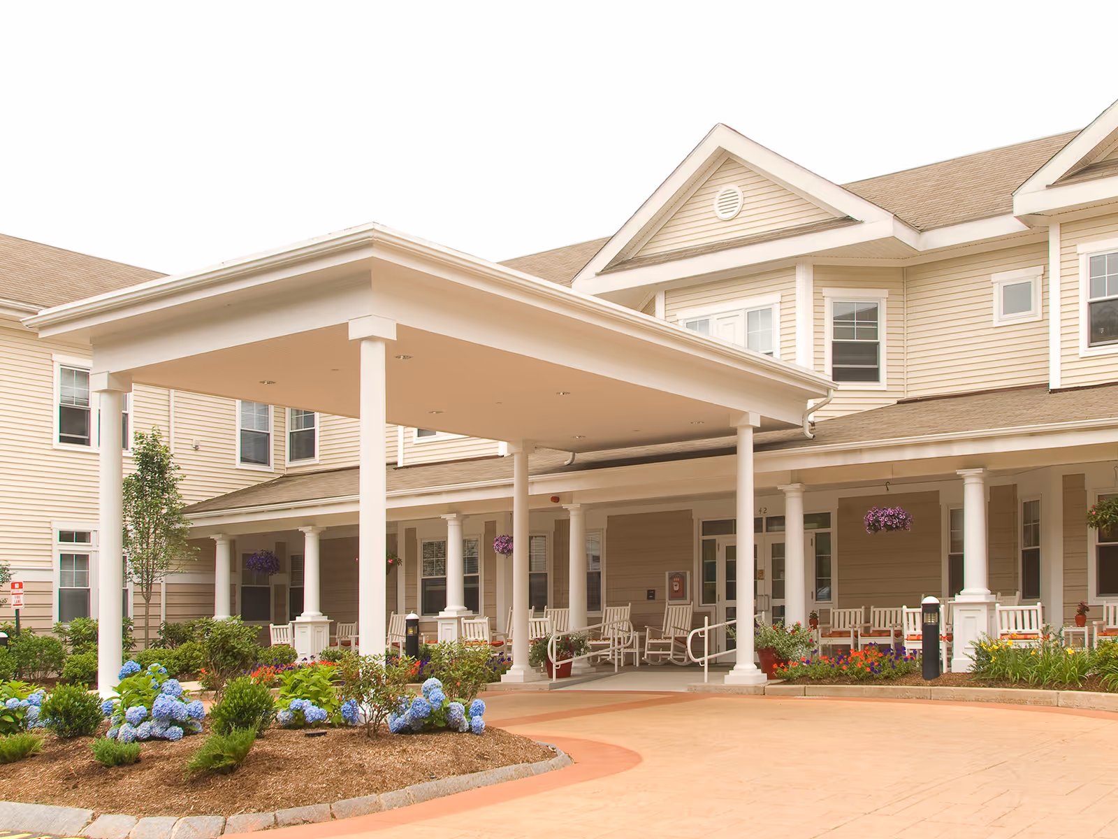 Photo 2 of Atria Longmeadow Place