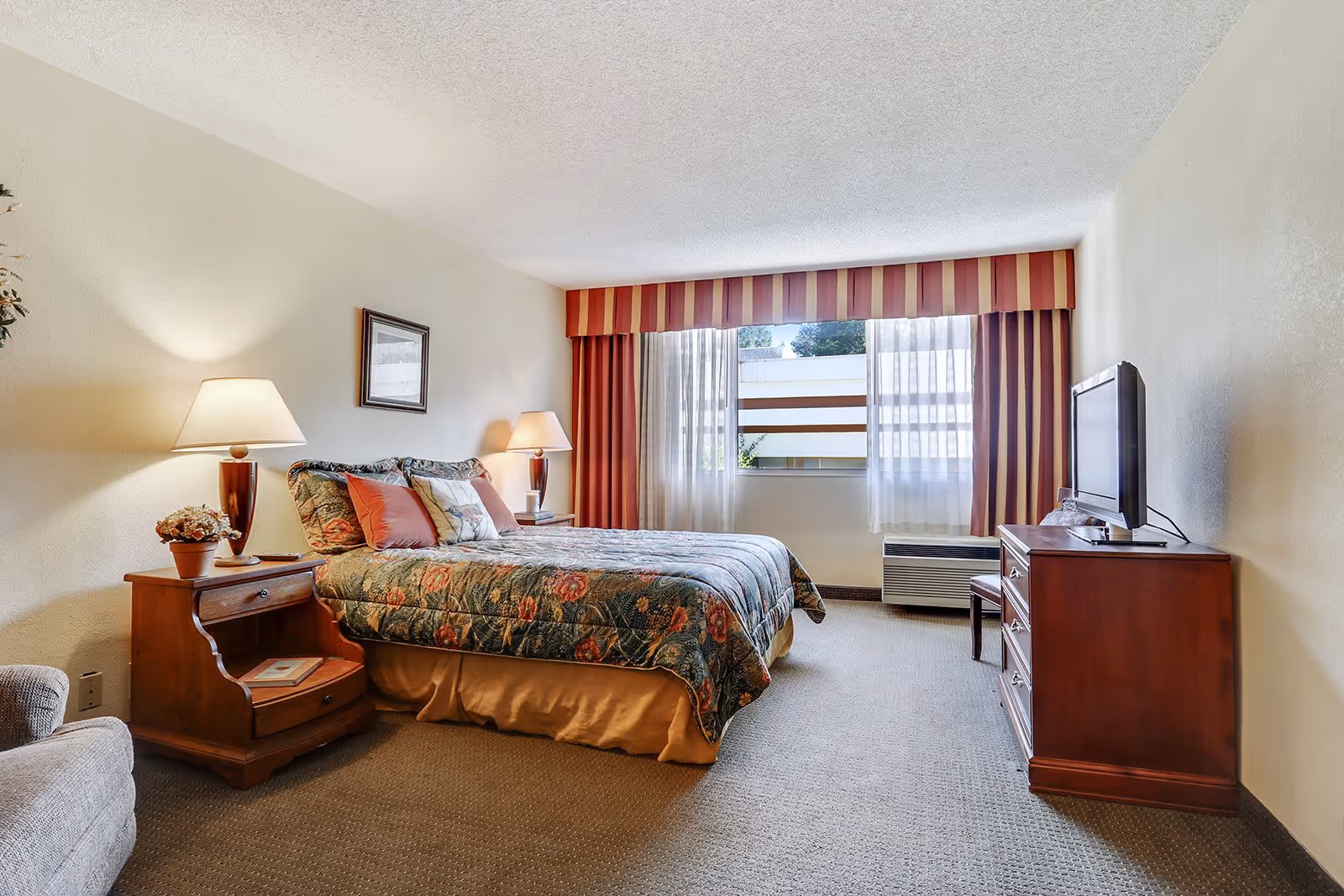 Photo 7 of Silverleaf Senior Living