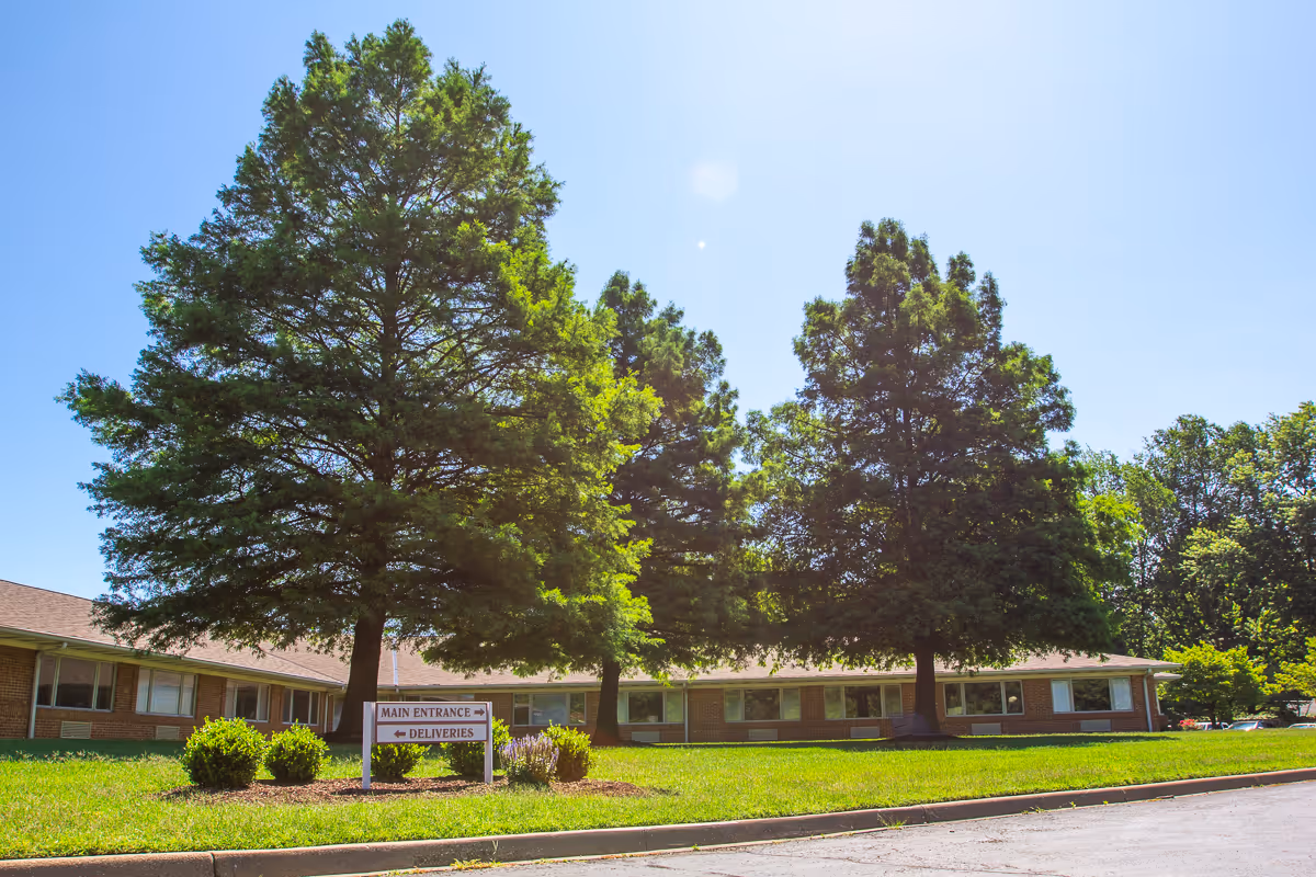 Photo of Signature HealthCARE at Jefferson Place Rehab & Wellness Center
