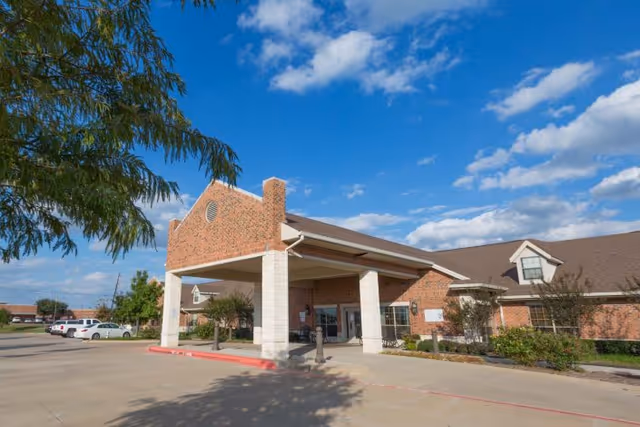 Photo 2 of Legend Oaks Healthcare and Rehabilitation - Ennis