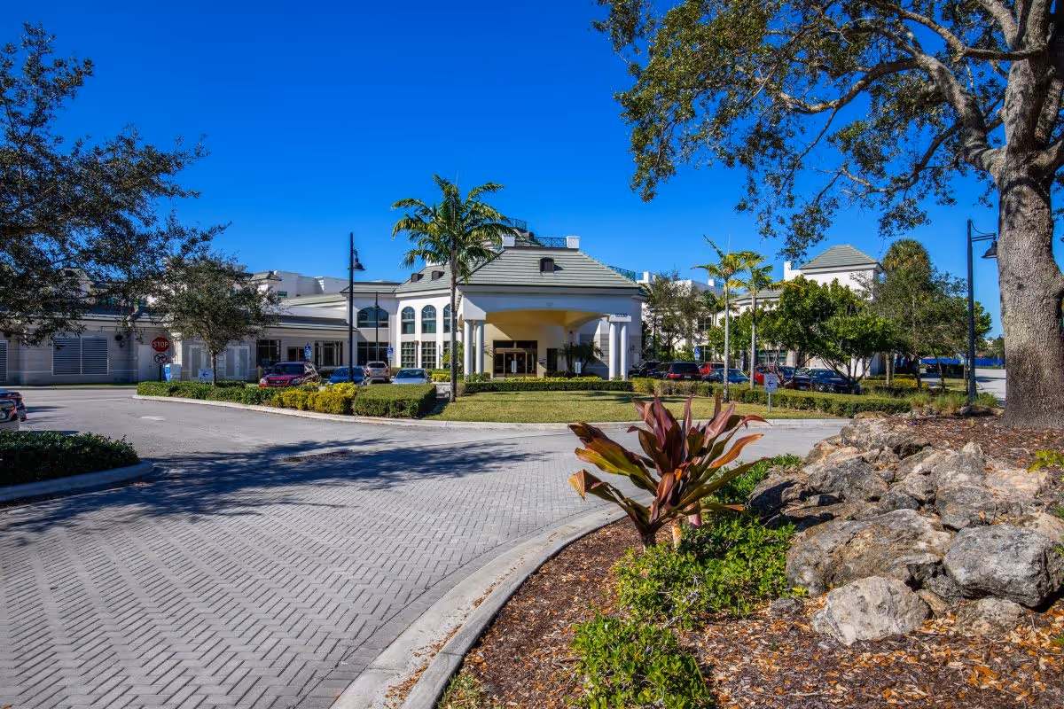 Photo of Luxe Senior Living at Wellington