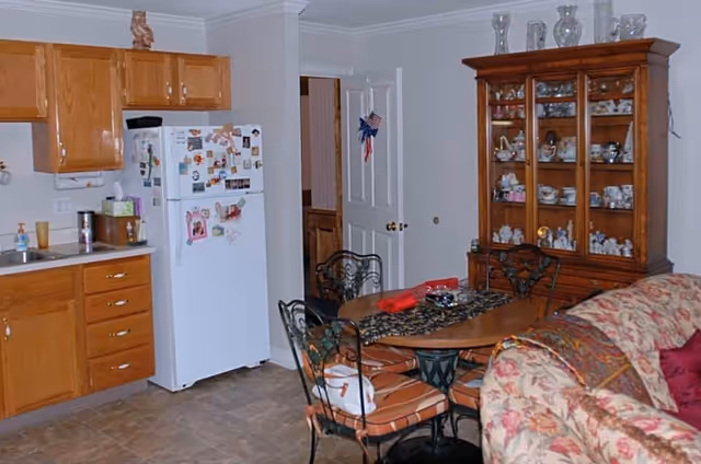 Photo 5 of Elliott Place Senior Living