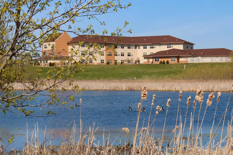 Photo of Villages of Lonsdale by Three Links