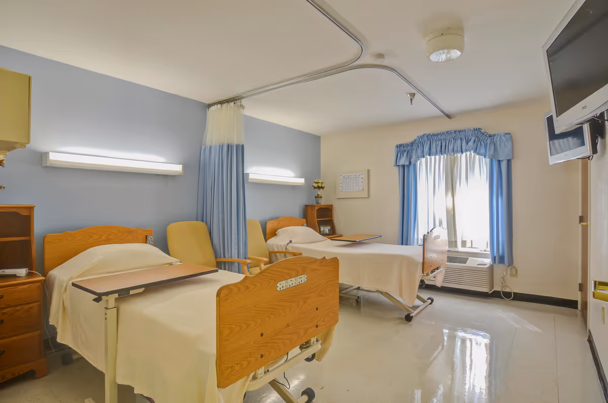 Photo 8 of River Oaks Healthcare Center