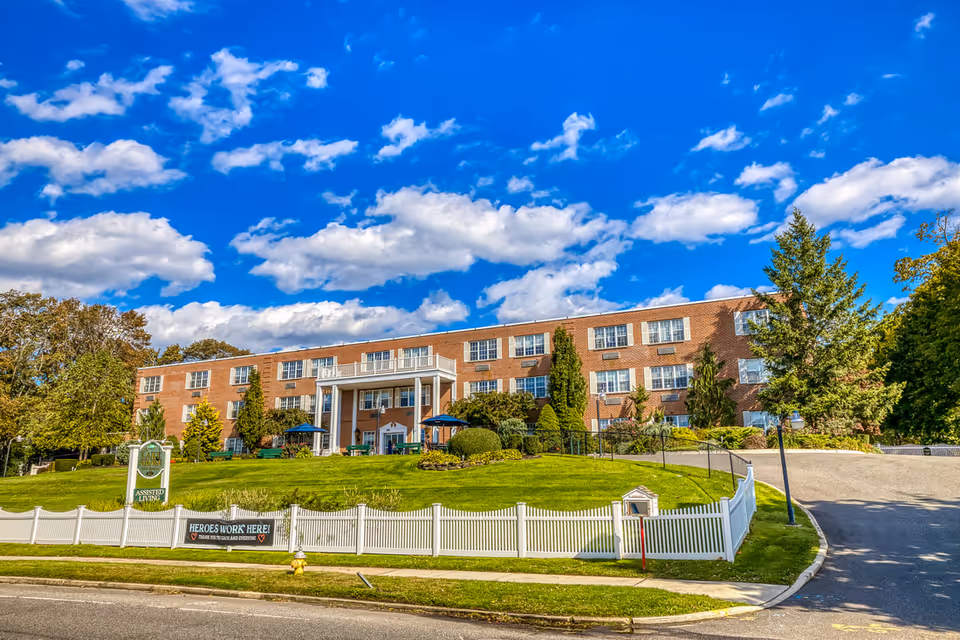 Photo of Amber Court