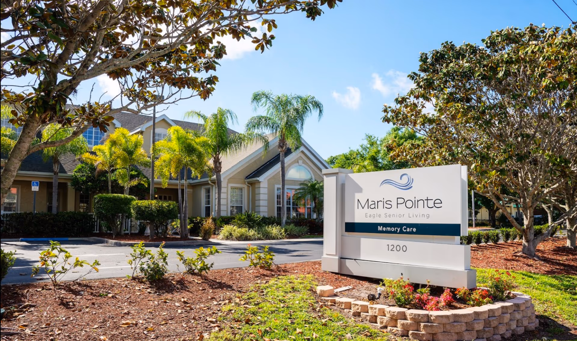 Photo 2 of Maris Pointe