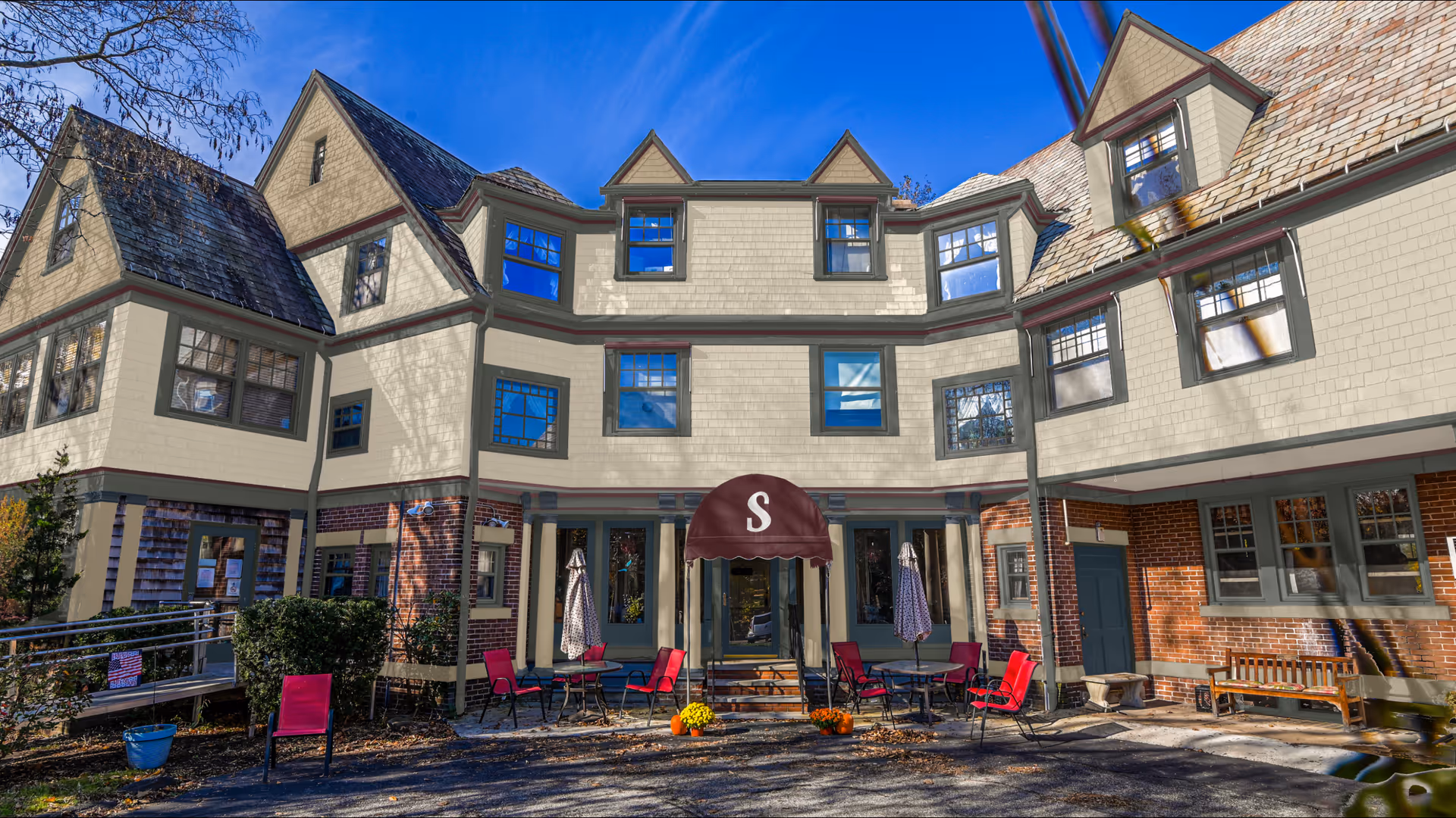 Photo 2 of Sarawood Assisted Living